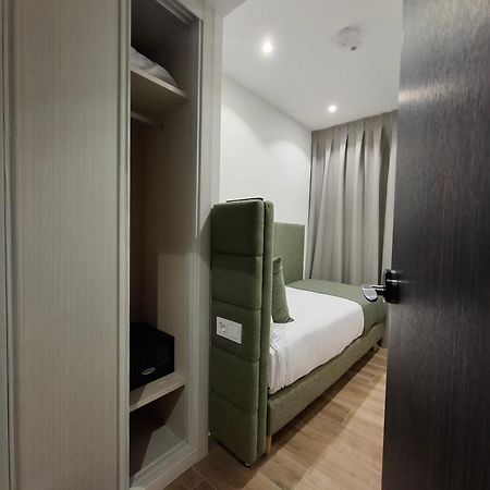 Hostal San Blas Мадрид Екстериор снимка
