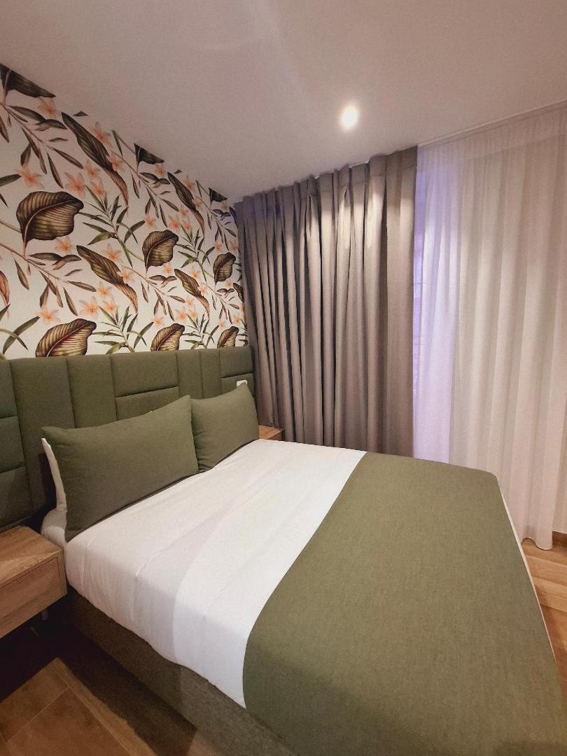 Hostal San Blas Мадрид Екстериор снимка