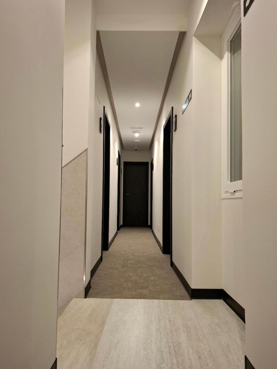 Hostal San Blas Мадрид Екстериор снимка