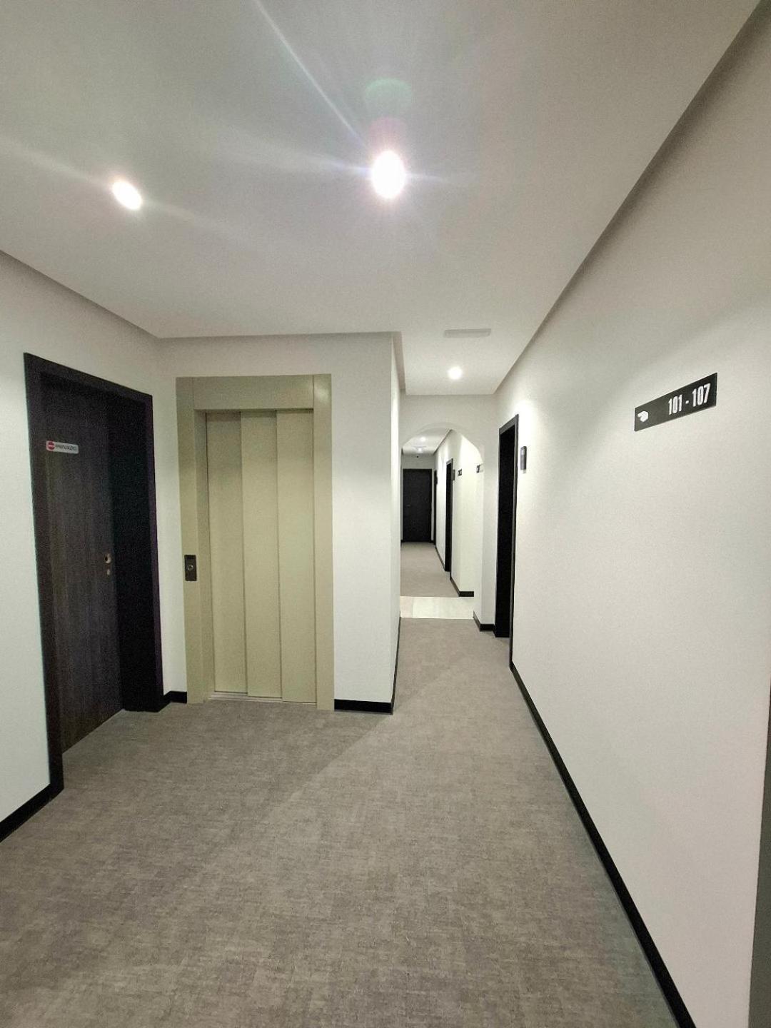 Hostal San Blas Мадрид Екстериор снимка