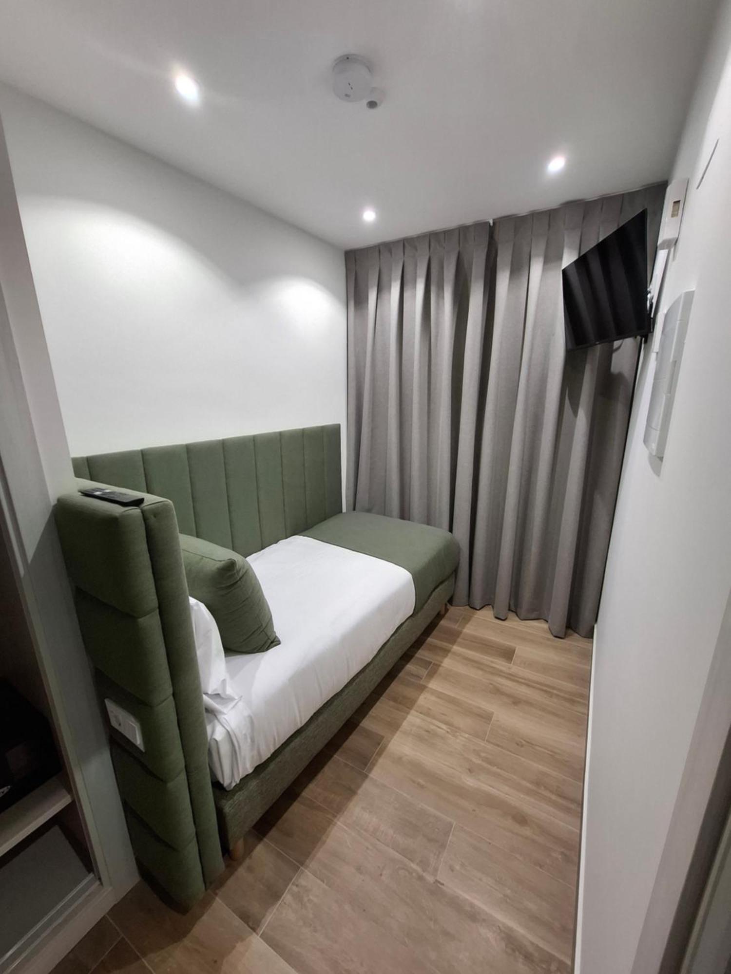 Hostal San Blas Мадрид Екстериор снимка