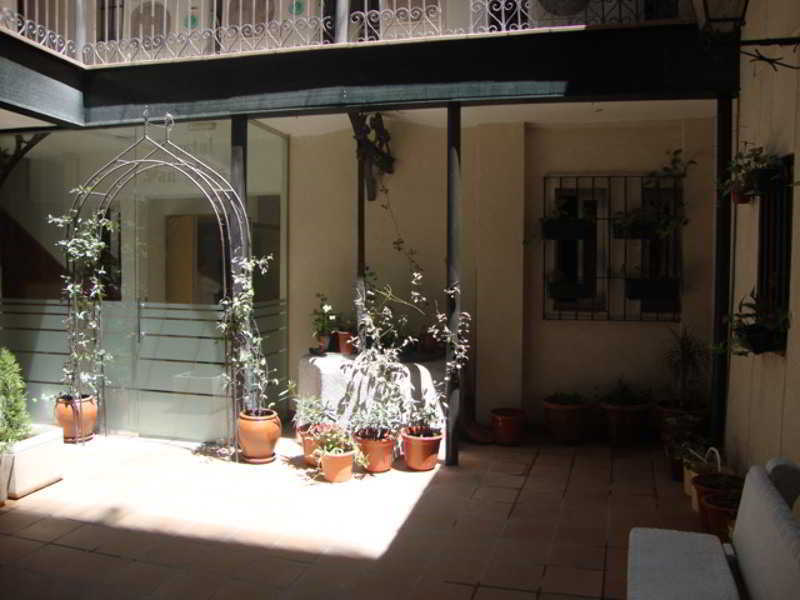 Hostal San Blas Мадрид Екстериор снимка